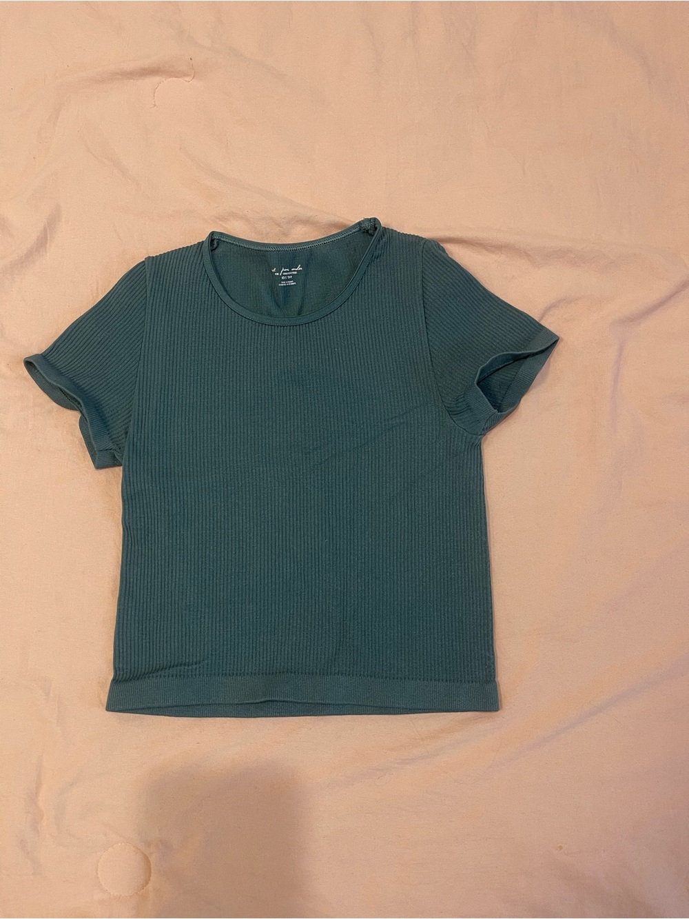 urban outfitters cropped ribbed shirt
